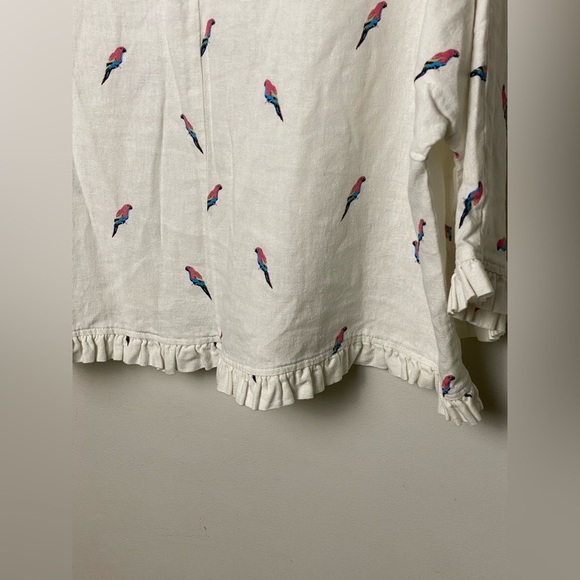 C&C California Cream Bell Sleeve Blouse - Picture 6 of 10